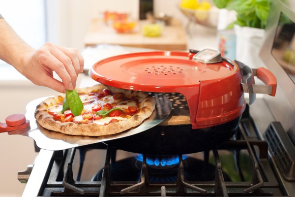 PC0601-stovetop-pizza-oven-styled-1